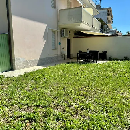 Gioiamare A 100m Dal Mare * Grottammare