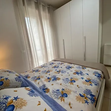 Gioiamare A 100m Dal Mare Apartment *