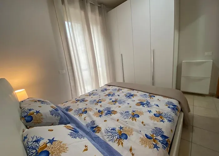 Gioiamare A 100m Dal Mare Apartment *